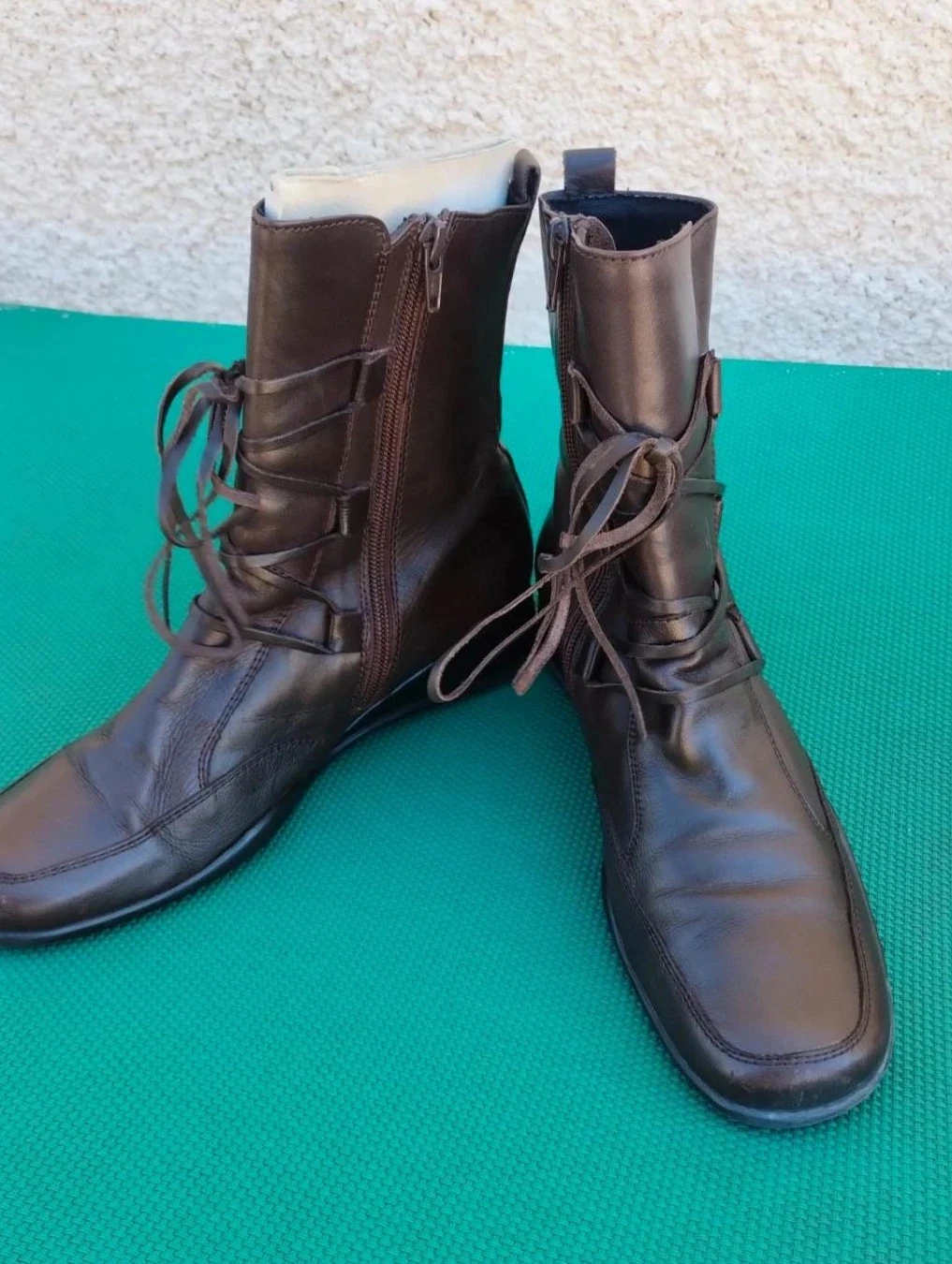 Women's brown ankle boots, zipper, size 38 – photo 3
